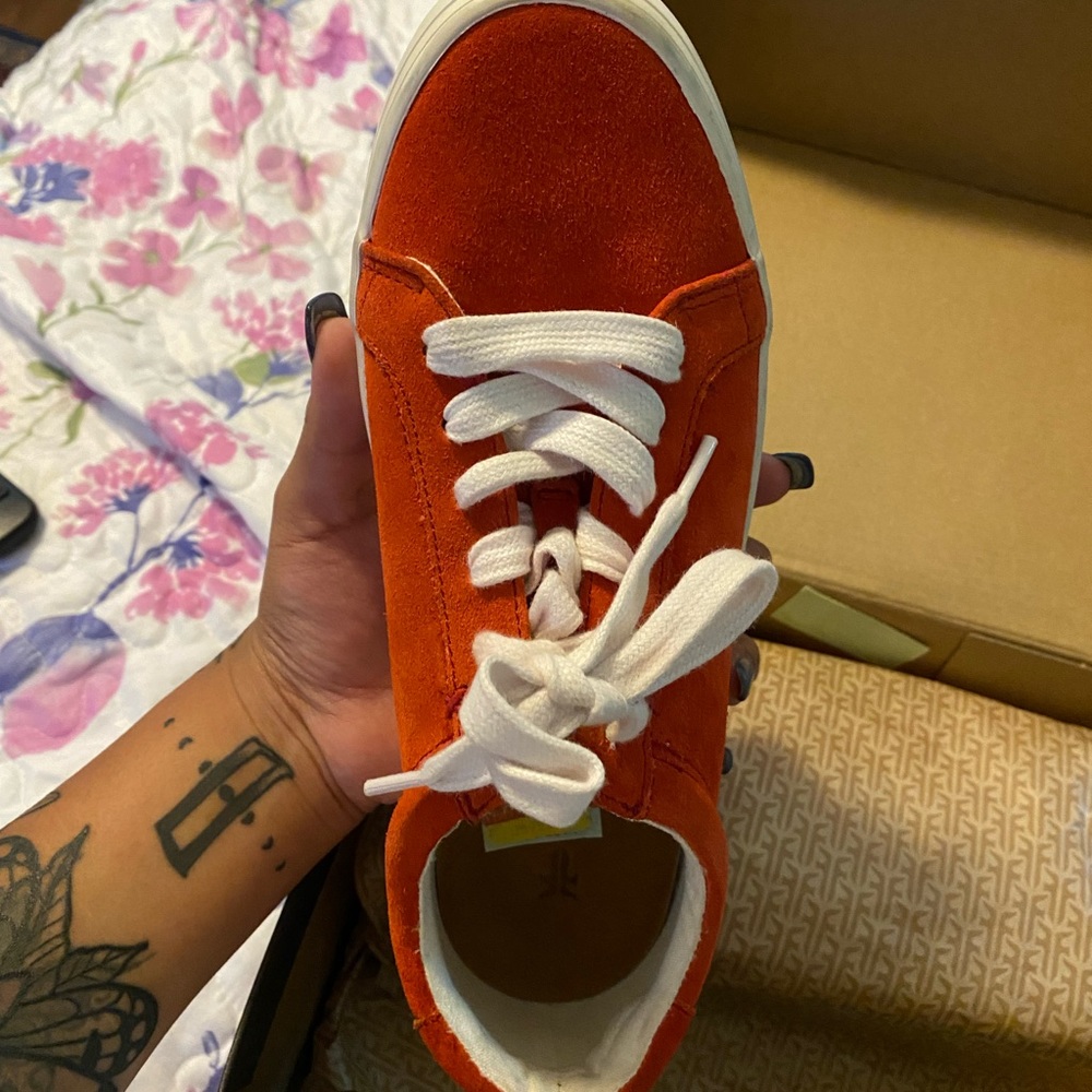 Frye red low sneakers